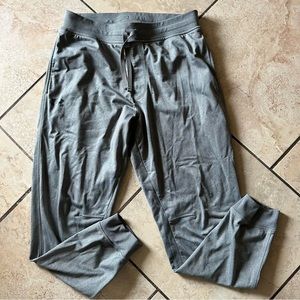 Under Armour Cold Gear Grey Men’s Joggers. Size Large.